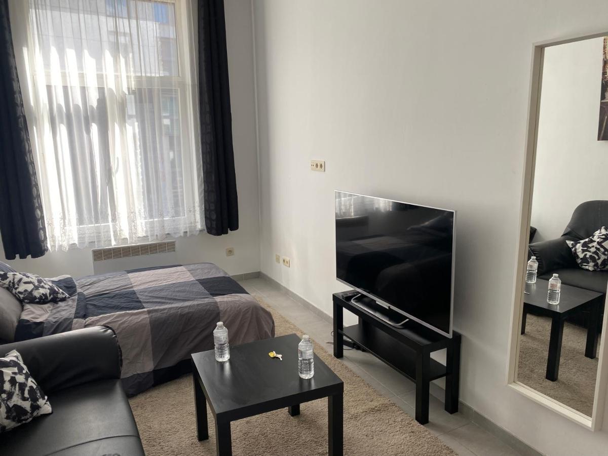 Appartement Bruxelles Centre Constitution Екстер'єр фото